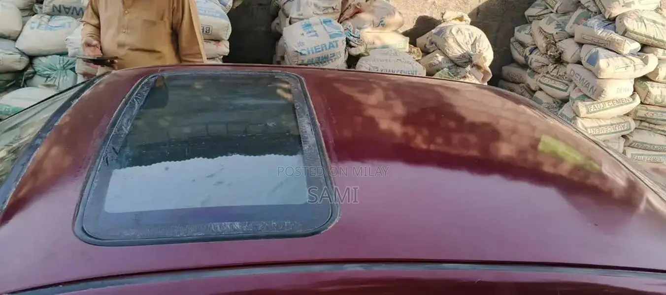 Honda 1999 Sedan - Well-Maintained Import with Sunroof