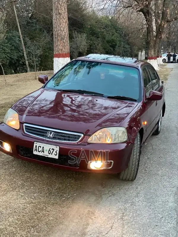 Honda 1999 Sedan - Well-Maintained Import with Sunroof