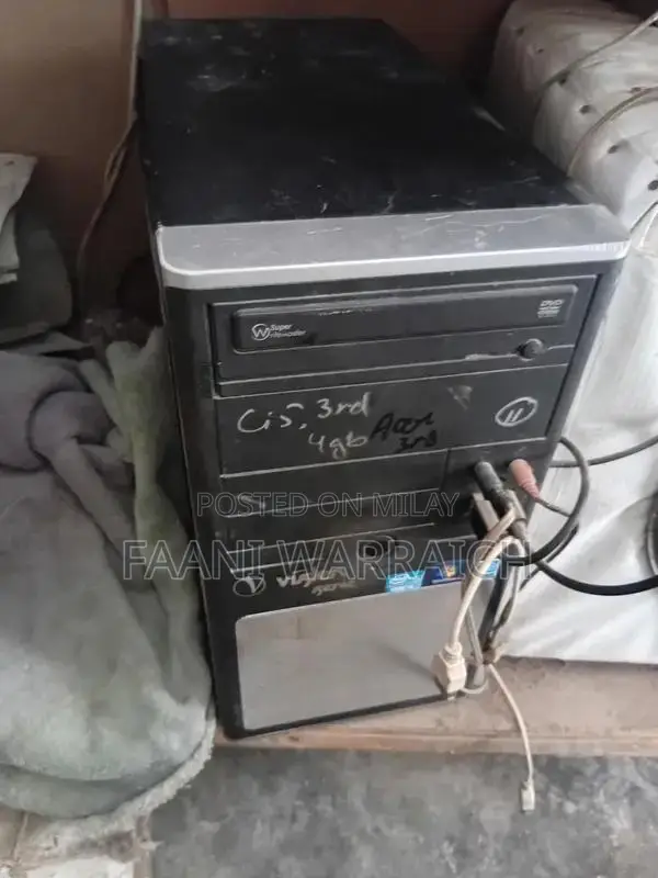 Acer Core i3 Desktop PC with 4TB Storage and 128GB SSD