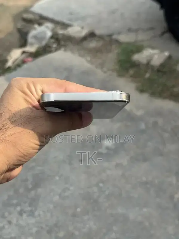 Apple iPhone 12 Pro Max 256GB Smartphone