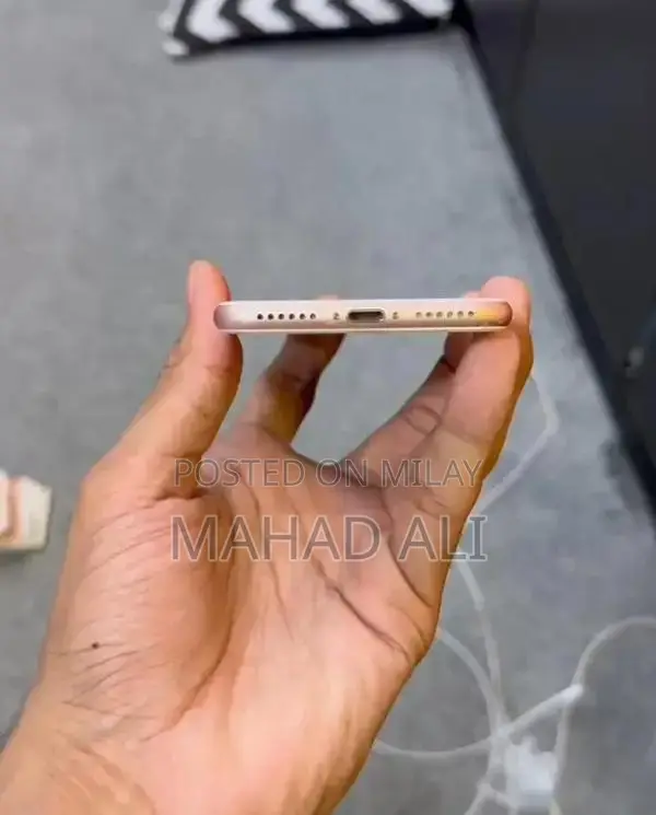 PTA Approved 128GB iPhone 7 Rose Gold Smartphone