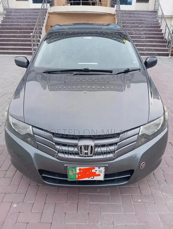 Honda City Sedan 2010 - Well-Maintained Compact Car