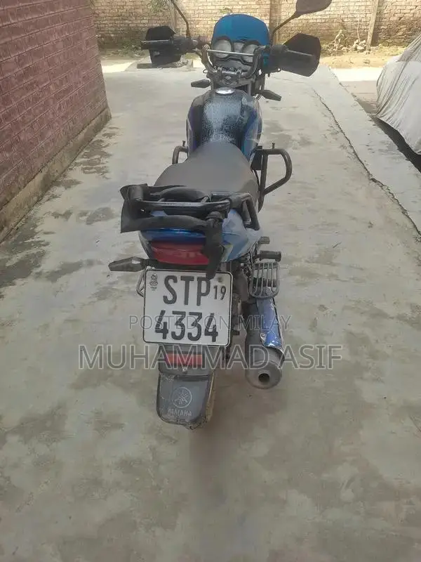 Yamaha YBZ 19 Motorcycle - First Owner, Genuine Condition