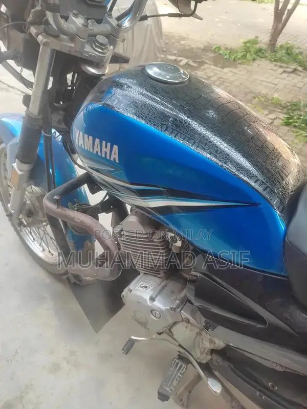 Yamaha YBZ 19 Motorcycle - First Owner, Genuine Condition