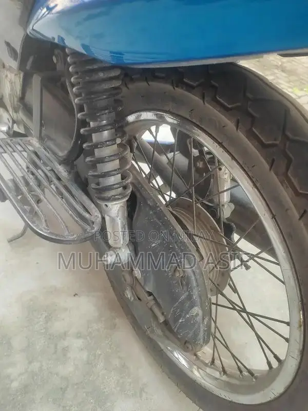 Yamaha YBZ 19 Motorcycle - First Owner, Genuine Condition