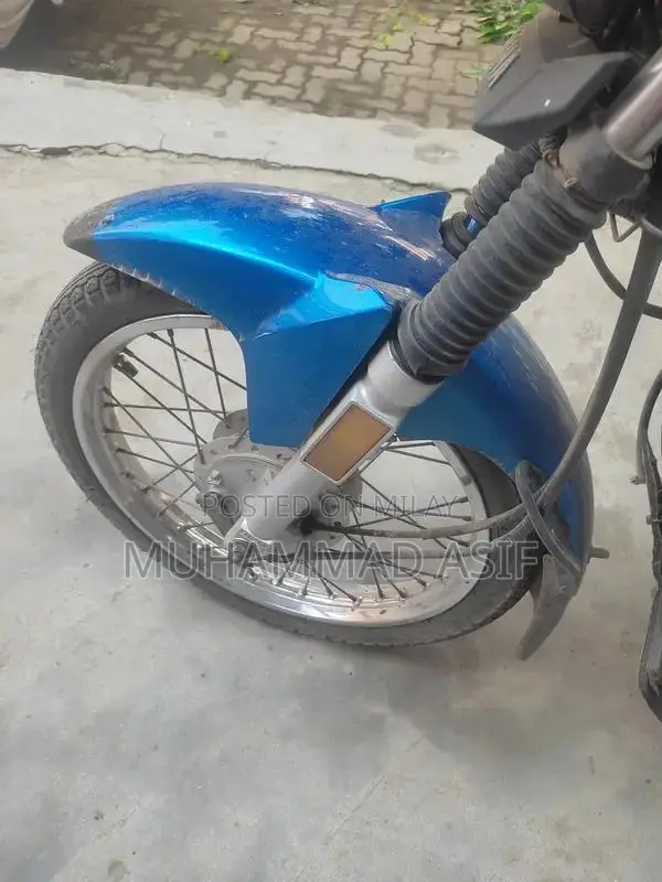 Yamaha YBZ 19 Motorcycle - First Owner, Genuine Condition