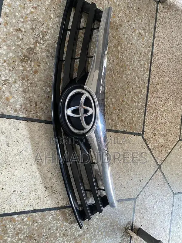 Toyota Corolla GLI 2015 Genuine Front Bumper Lights and Grille Set
