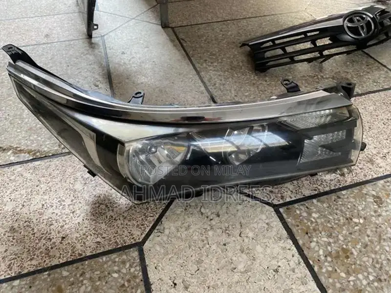 Toyota Corolla GLI 2015 Genuine Front Bumper Lights and Grille Set