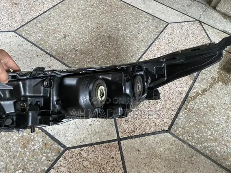 Toyota Corolla GLI 2015 Genuine Front Bumper Lights and Grille Set