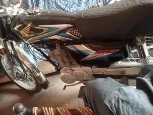 Motorcycle in Good Condition - Reliable Two-Wheeler