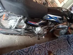 Motorcycle in Good Condition - Reliable Two-Wheeler