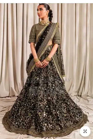 Legha Lightweight Single-Use Garment with Unique Properties