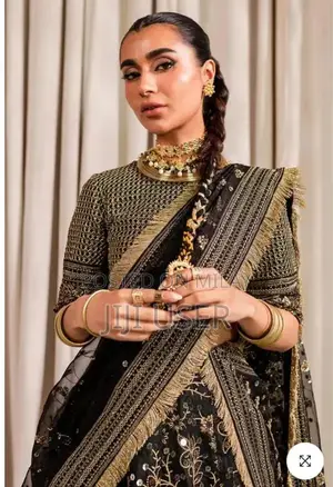 Legha Lightweight Single-Use Garment with Unique Properties