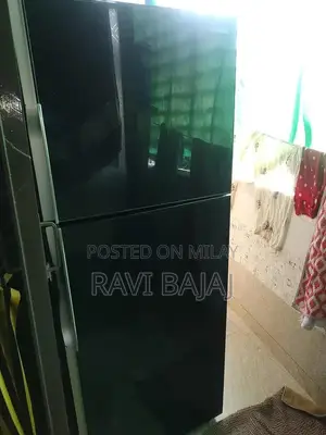 Photo - Compact Humidifier with Multiple Features