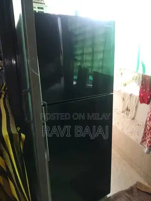 Compact Humidifier with Multiple Features