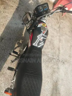 Honda CG 125 Motorcycle - 2024 Model Low Mileage