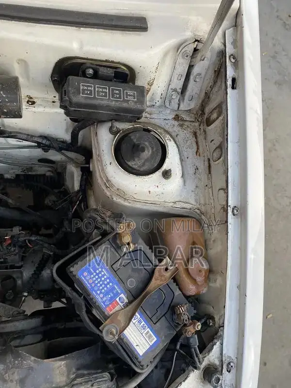 Suzuki Mehran VX Classic Sedan Reliable City Car