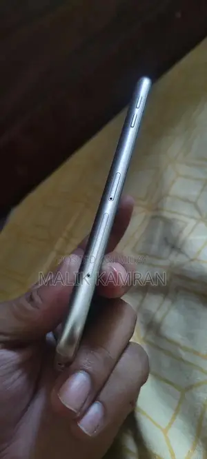 Samsung Galaxy J7 Pro Slim Mobile Smartphone