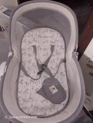 Mastela 6-in-1 Multi-Function Baby Bassinet for Newborns