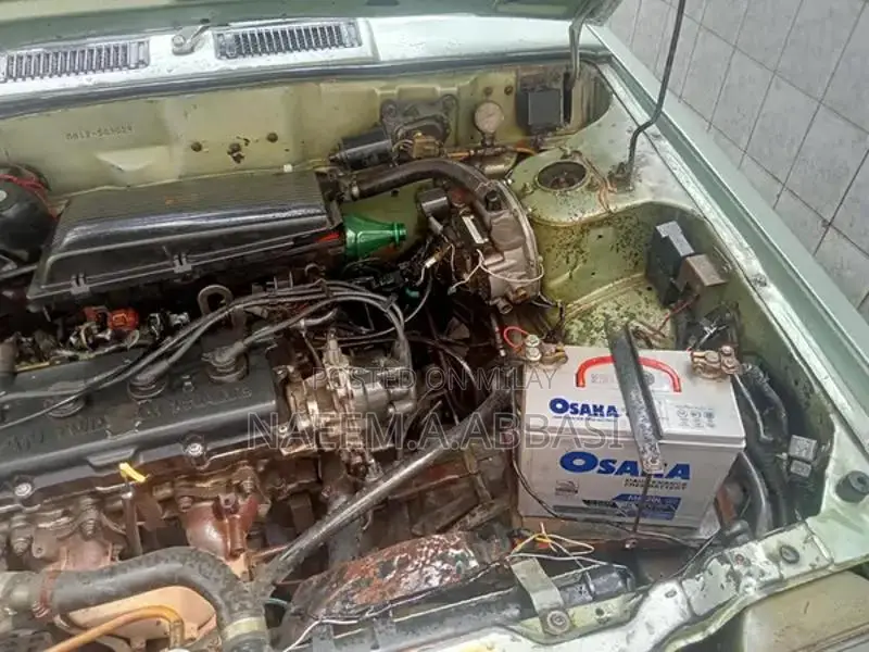 1988 Nissan Sunny Classic Sedan - Well-Maintained CNG Vehicle