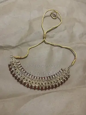 Elegant Ethnic Bridal Jewellery Set with Jumkas