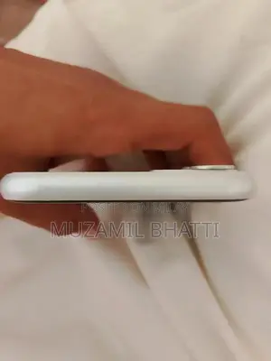 Apple iPhone 11 Smartphone Mobile Device