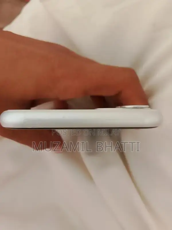 Apple iPhone 11 Smartphone Mobile Device