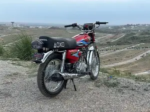 Photo - Honda CG 125 2024 Motorcycle - Low Mileage Commuter Bike