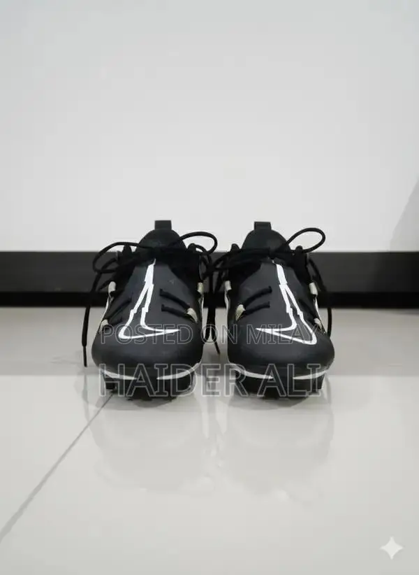 Football Gripper Shoes - Professional Player Footwear