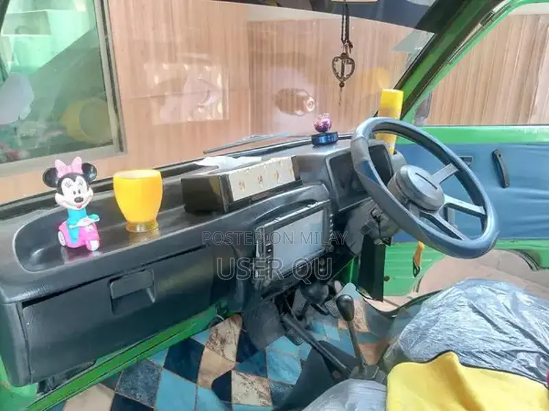 Suzuki Bolan Compact Hatchback 2015/2016 Model