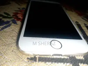 Apple iPhone 6 Smartphone - Mobile Device