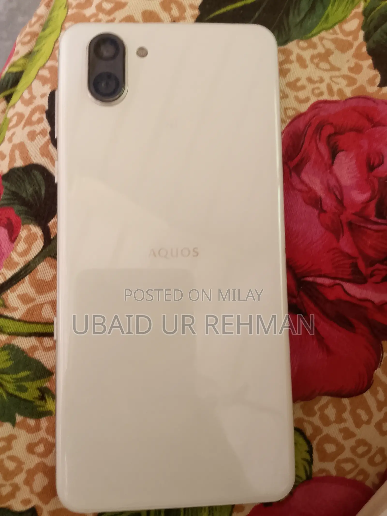 Sharp Aquos R3 128 GB White