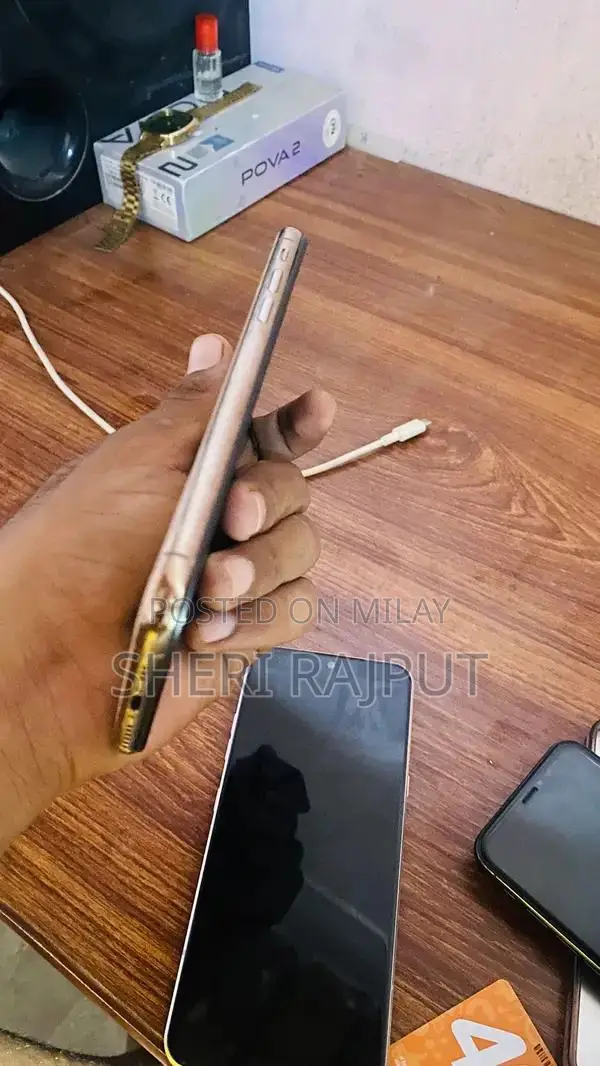 Apple iPhone XS 256GB PTA Approved Smartphone