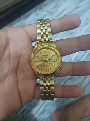 Seiko 5 Automatic Watch - Authentic Japanese Timepiece with Original B