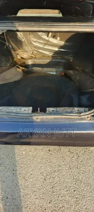 Toyota Automatic Transmission Vehicle with Alloy Rims