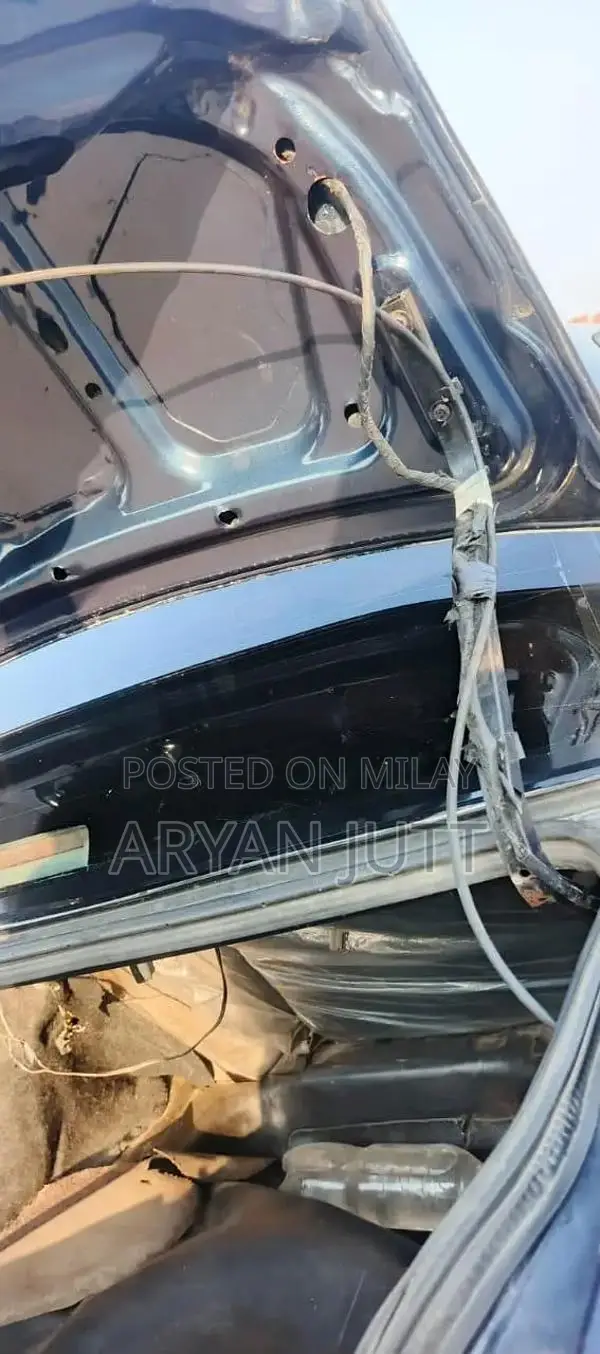 Toyota Automatic Transmission Vehicle with Alloy Rims