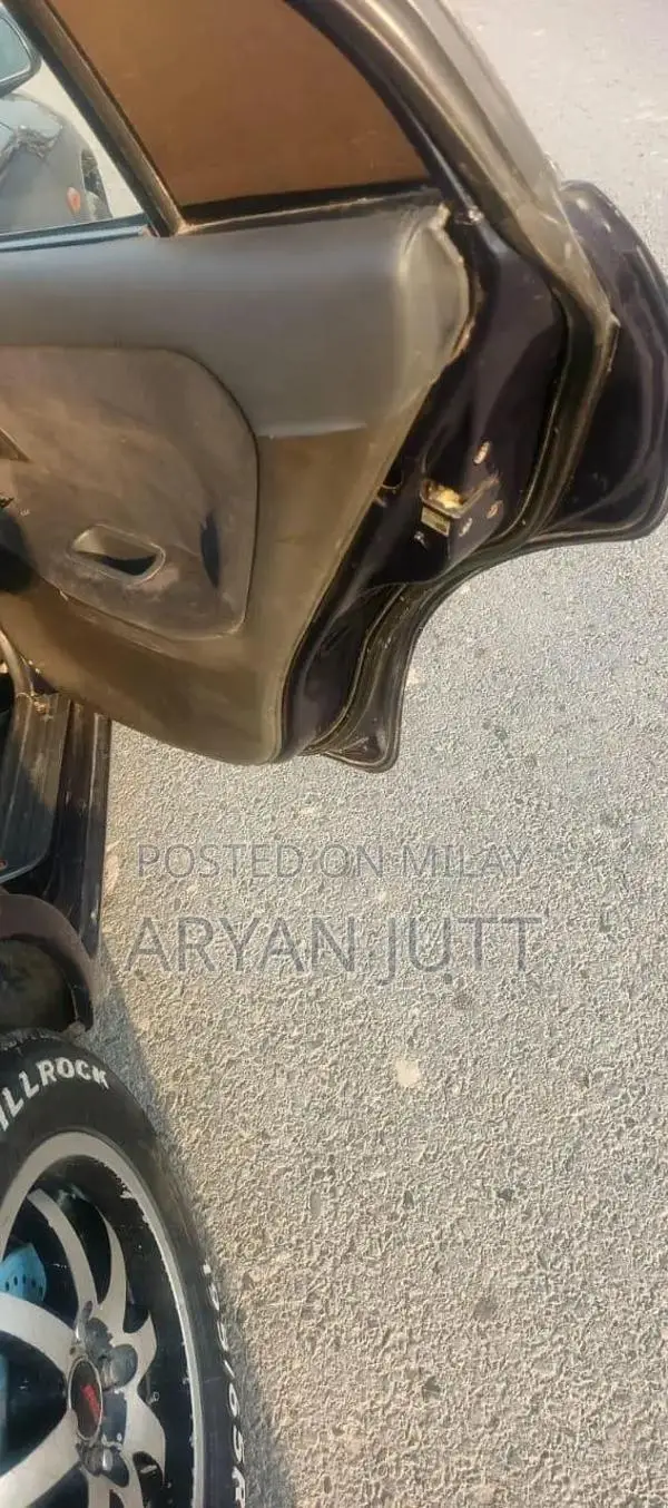 Toyota Automatic Transmission Vehicle with Alloy Rims