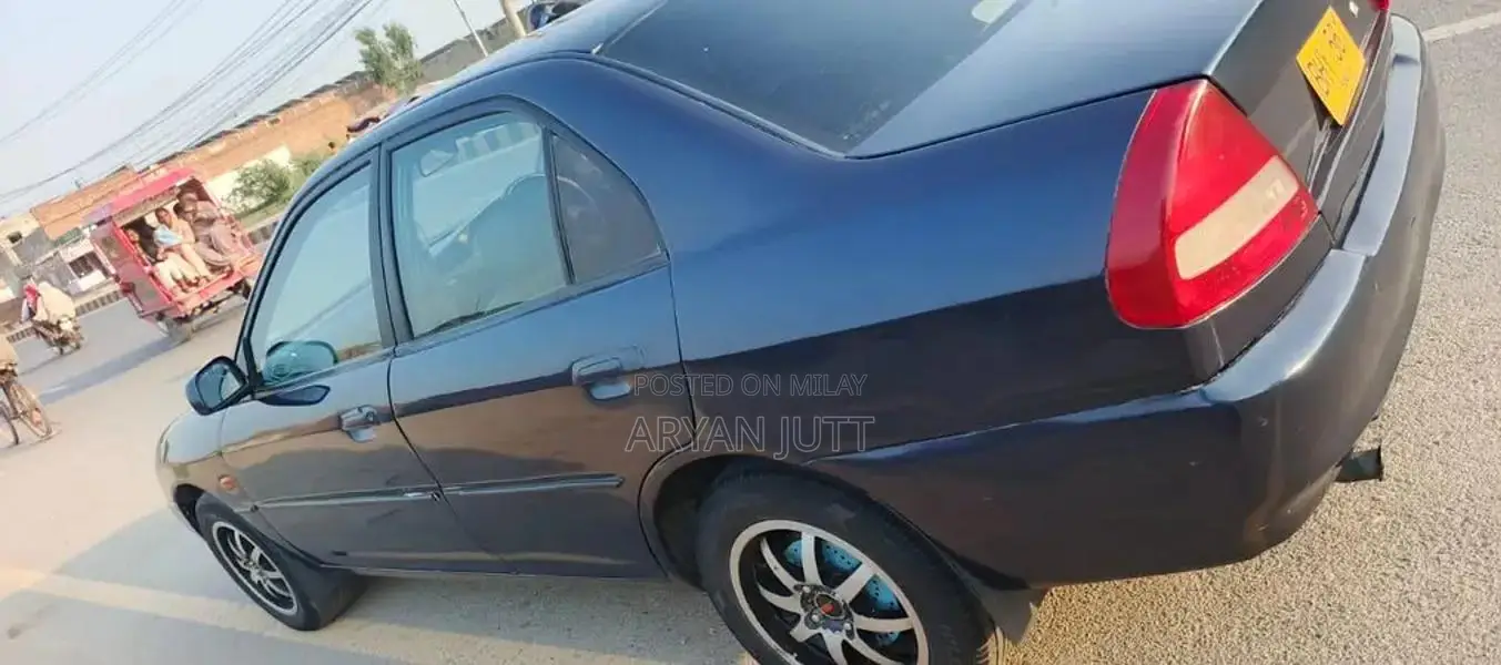 Toyota Automatic Transmission Vehicle with Alloy Rims