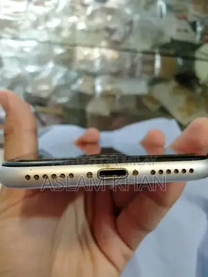 Sleek Apple iPhone SE Vision Smartphone with Advanced Camera