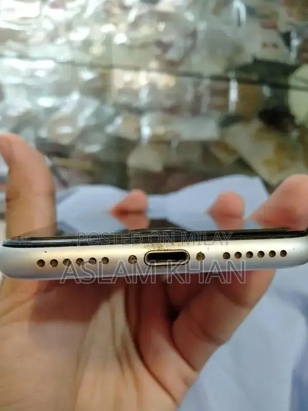 Sleek Apple iPhone SE Vision Smartphone with Advanced Camera