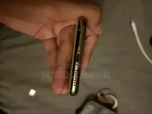 Apple iPhone 11 Pro Max Premium Smartphone