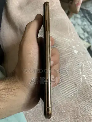 Apple iPhone 11 Pro Max Golden Edition Smartphone