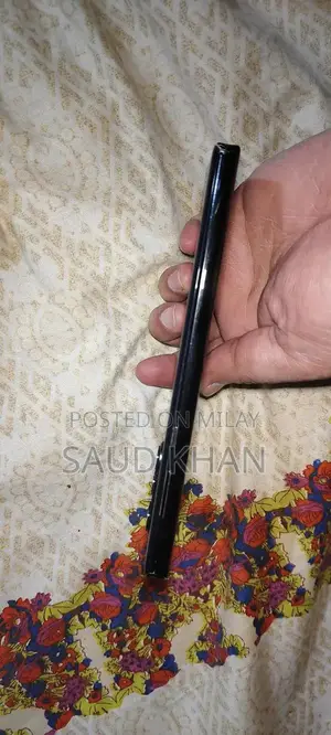 High-Performance Motorola Smartphone with Expanded Storage