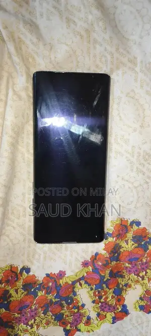 High-Performance Motorola Smartphone with Expanded Storage