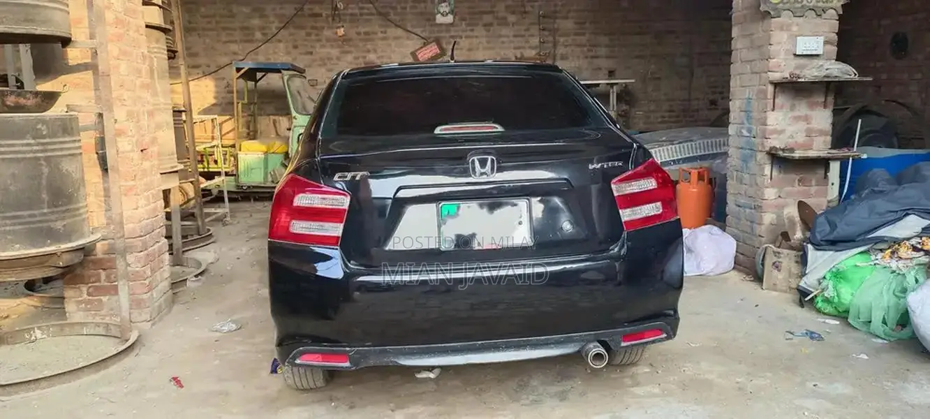 Honda City 2018 Sedan - Low Mileage Compact Sedan