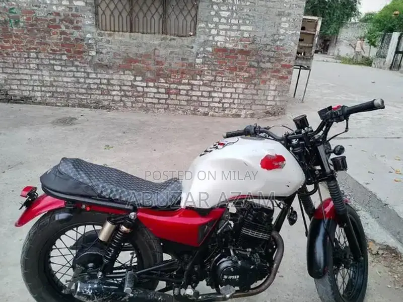 High-Speed Infinity 150 Performance Engine