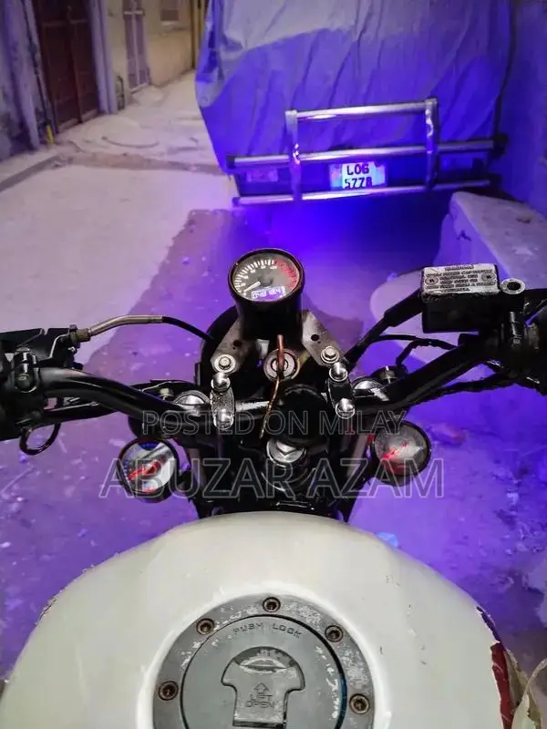 High-Speed Infinity 150 Performance Engine