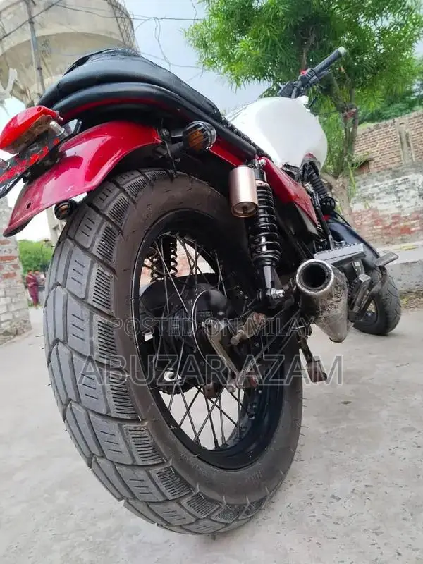 High-Speed Infinity 150 Performance Engine