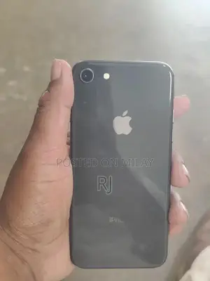 Apple iPhone 8 - High Health Waterproof Smartphone