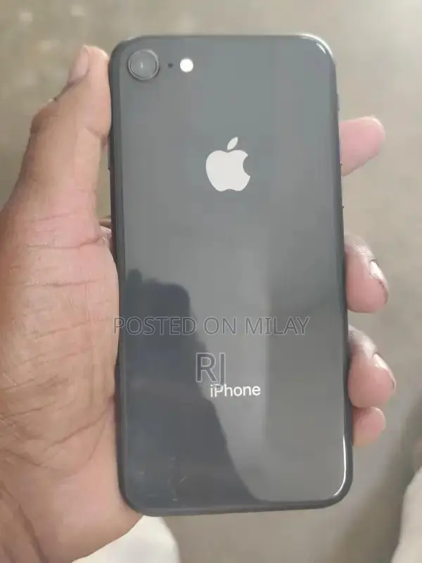 Apple iPhone 8 - High Health Waterproof Smartphone